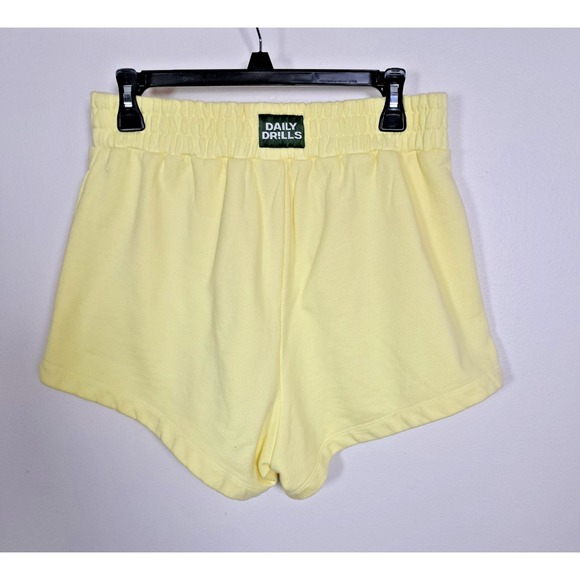 Daily Drills Shorts Size M/L Yellow Super  Lounge Pockets - Picture 3 of 9